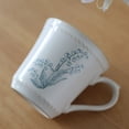 thumbnail image 4 of Taza de café de cerámica vintage con diseño de lirio de los valles for uso doméstico y de oficina, ideal for té, cacao, leche y café., 4 of 7