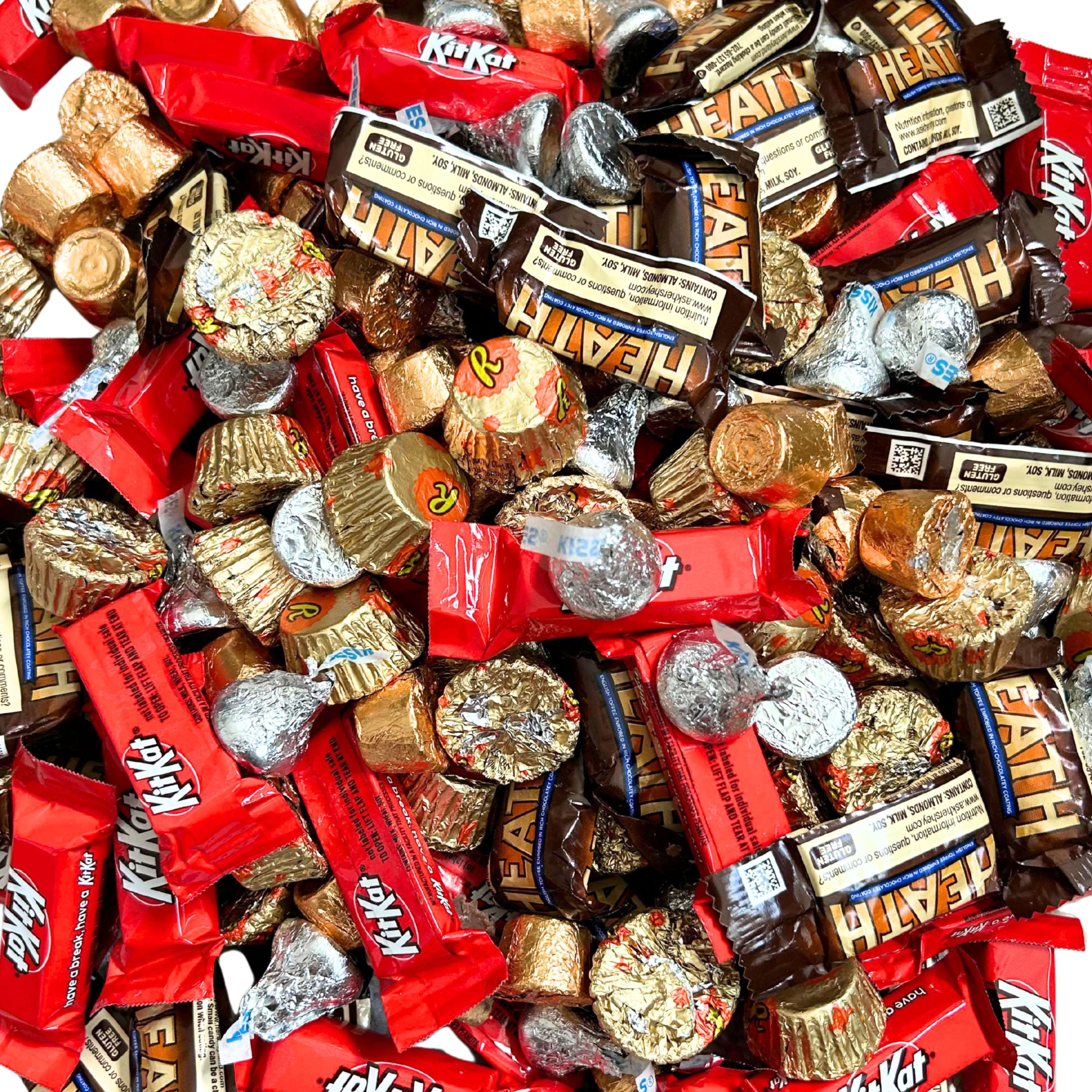KitKat, Reese’s, Hershey’s Kisses & Heath Miniatures – 1.5 lbs Bulk Assortment of Individually Wrapped Chocolate Candy for Party Favors, Holidays, Office Snacks