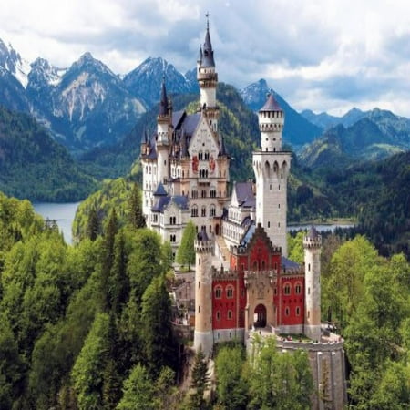 Buffalo Games 2000 piece: Bavarian Castle 2000 Piece Jigsaw Puzzle by Buffalo Games