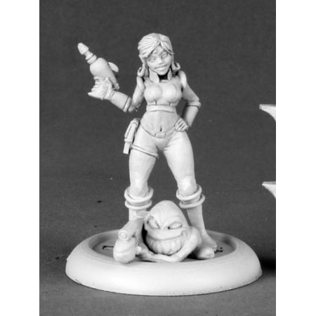 Reaper Miniatures Betty, Space Heroine #50150 Chronoscope D&D RPG Mini (Best Space Rpg Android)