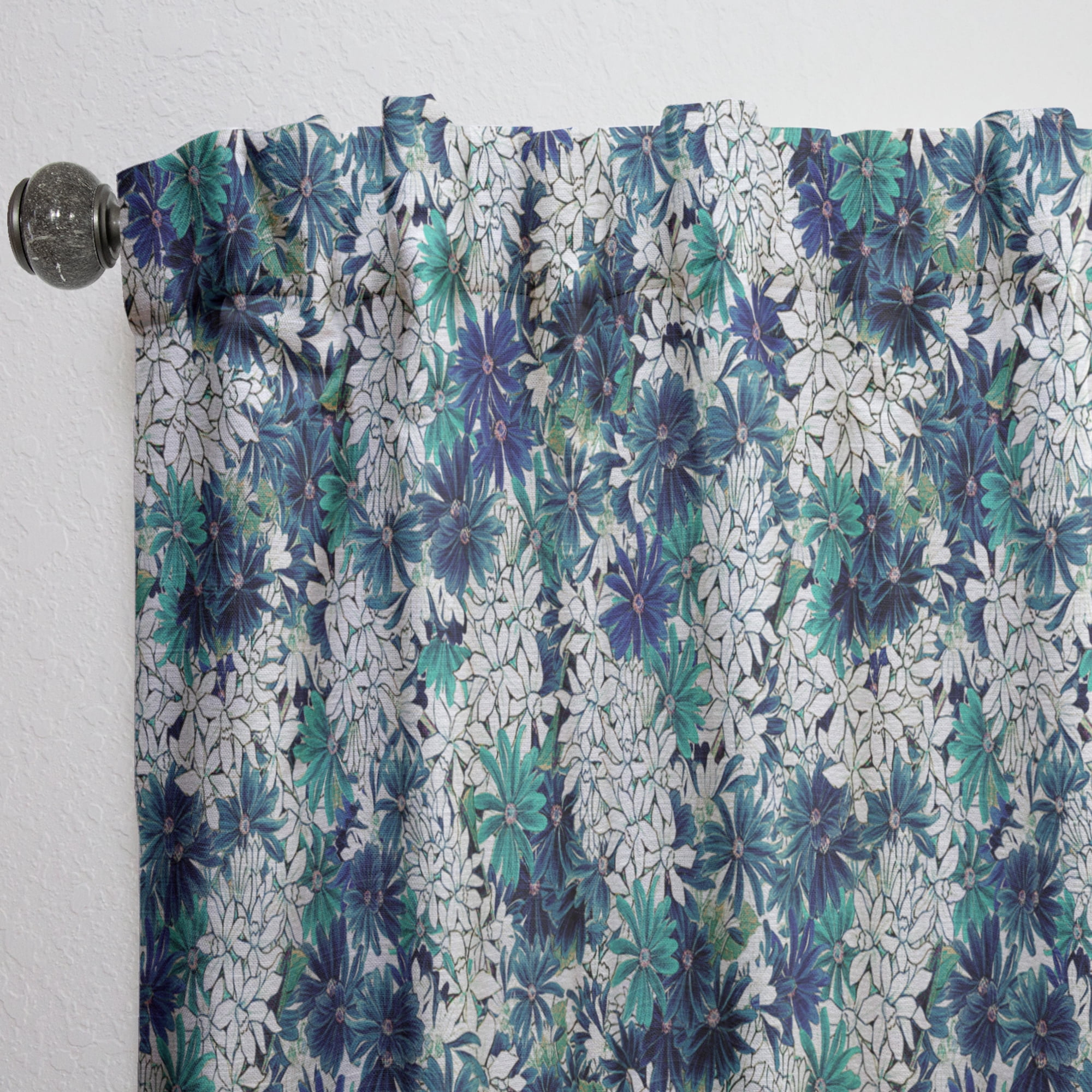 Designart 'Turquoise Of Flowers Pattern' Floral Curtain Panel