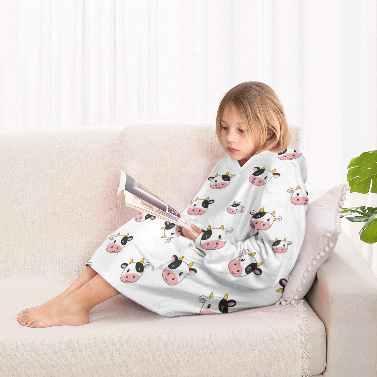 White Cow Head Pattern Blanket Hoodies for Kids 6-13YR Oversize Wearable Blanket Hoodies for Boys Girls Teens