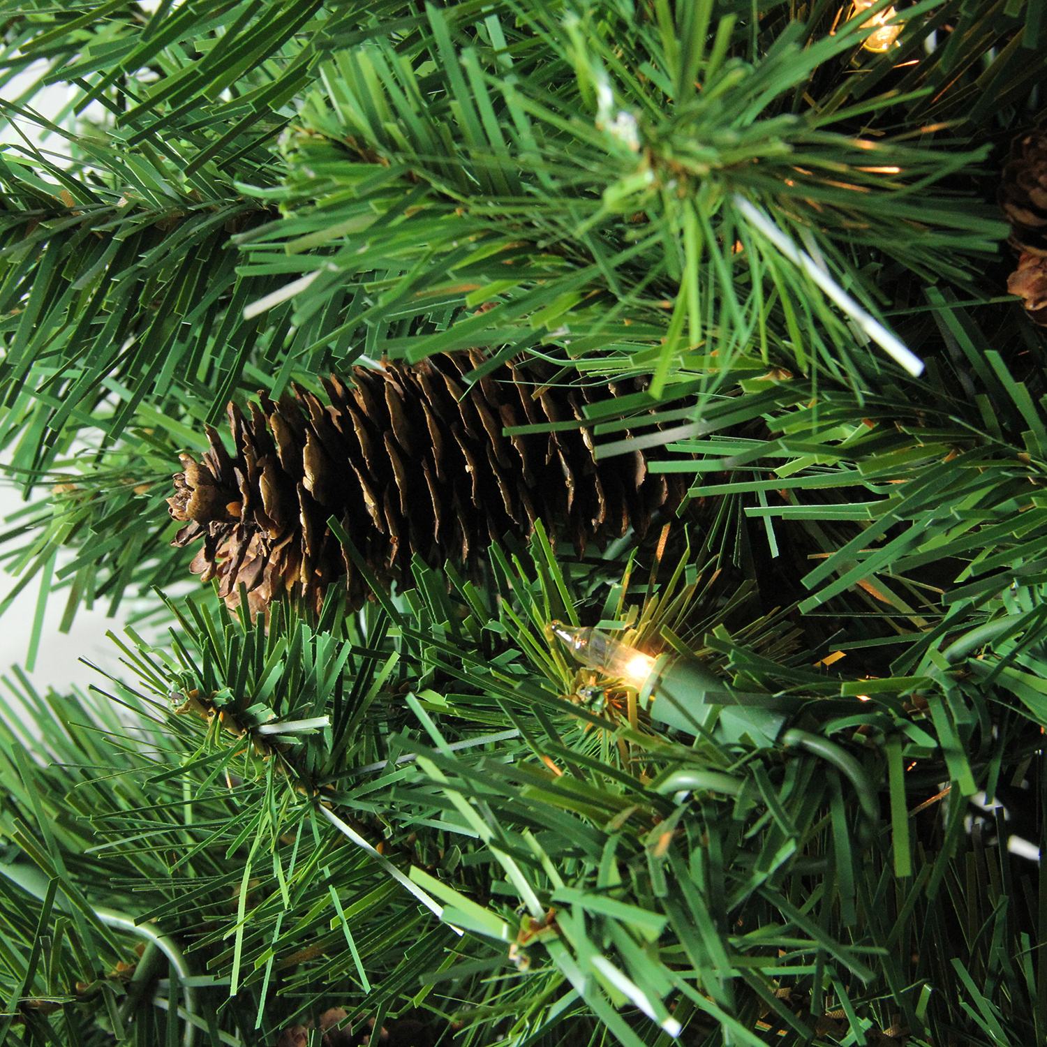 6.5' x 50" Pre-Lit Dakota Red Pine Full Artificial Christmas Tree - Clear Lights
