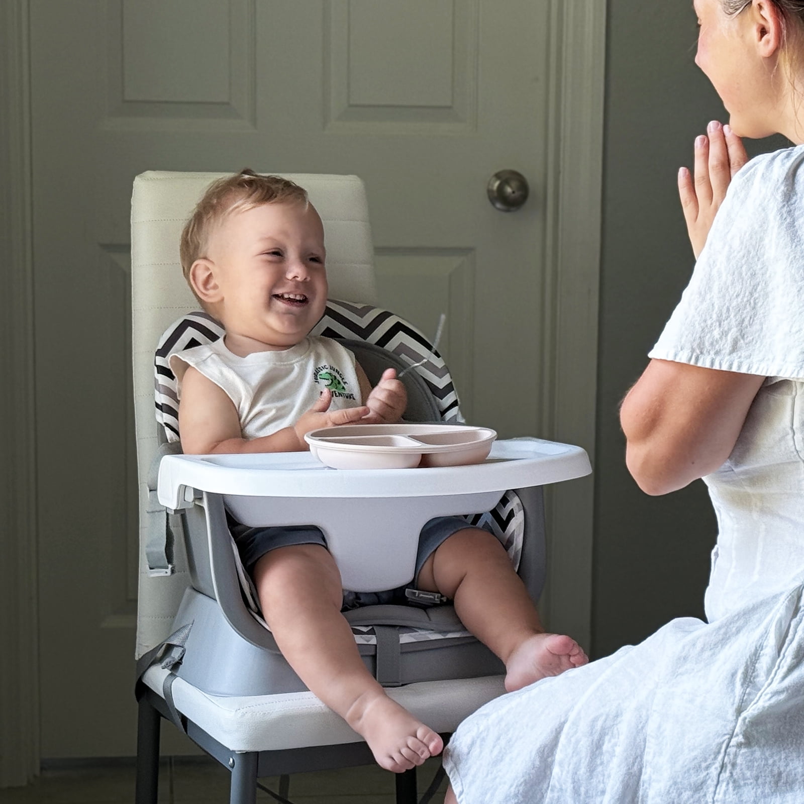 AILEEKISS 8-in-1 Baby High Chair, Toddler Booster Seat with Dishwasher-Safe Tray, Chevron