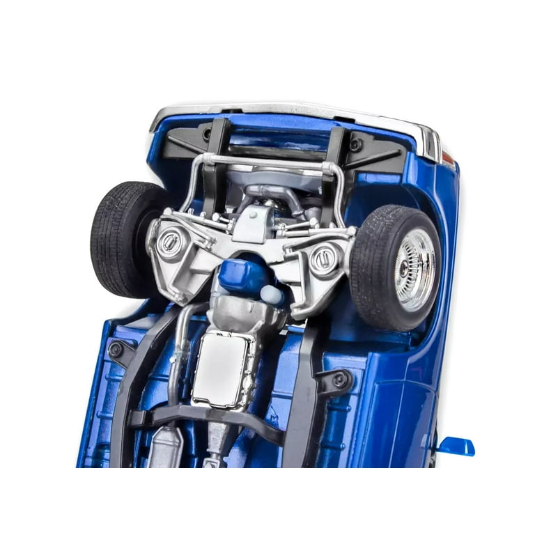 Level 4 Model Kit 1991 Chevrolet S-10 Lowrider Pickup Truck