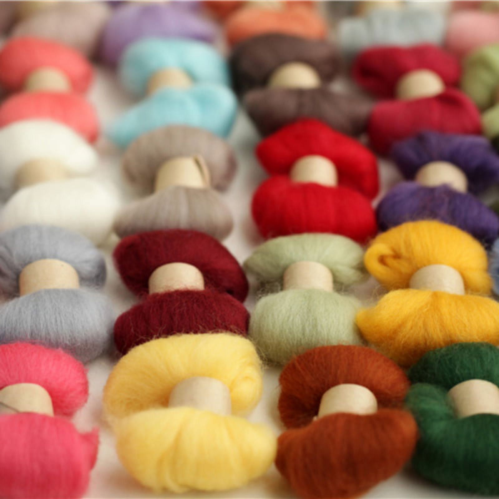Kondoos Multi Colored Natural Wool roving 1 lb. Best Wool for Needle Felting  Wet Felting handcrafts and Spinning. (Dawn 1lb)