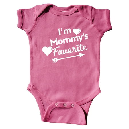 

Inktastic I m Mommy s Favorite with Arrow and Hearts Gift Baby Boy or Baby Girl Bodysuit