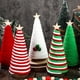 thumbnail image 1 of Mini Árboles de Navidad Yashi Decoración de Mesa 5 Piezas 5.9 pulgadas, 1 of 5