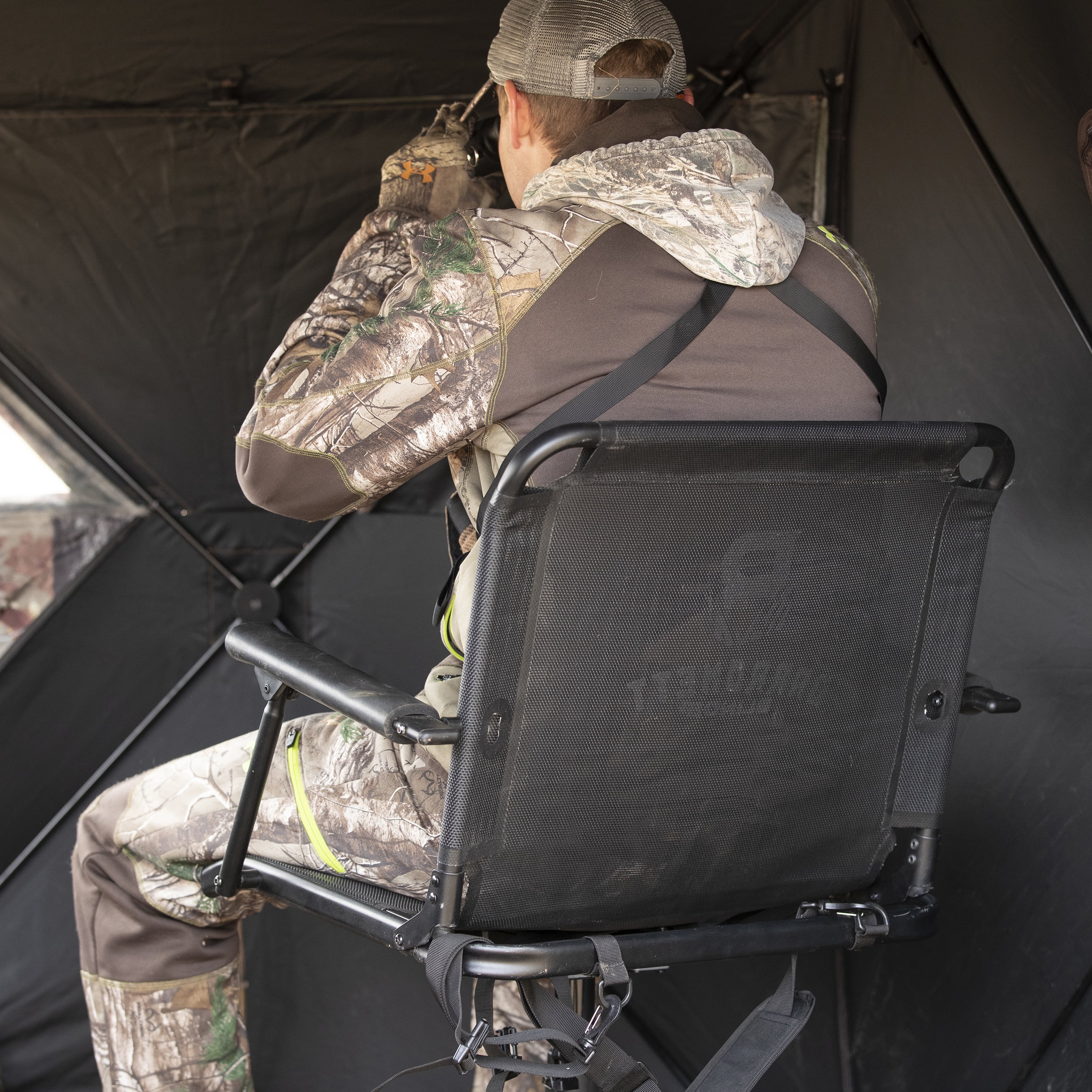 Barronett Blinds® 360 Deluxe Wide Chair, Silent 360-Degree Swivel Hunting Chair, Black, BC107