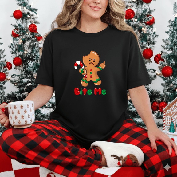 Gingerbread Man Bite Me Funny Holiday Baking Humor Cheer Art Unisex T-Shirt, up to size 5XL