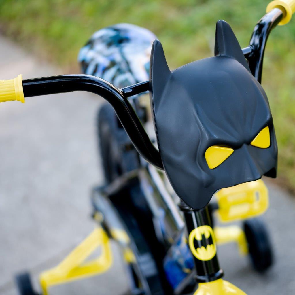 16 inch Batman Kid's Bike includes Mask with Glowing Eyes for kids ages 4 to 7 years old