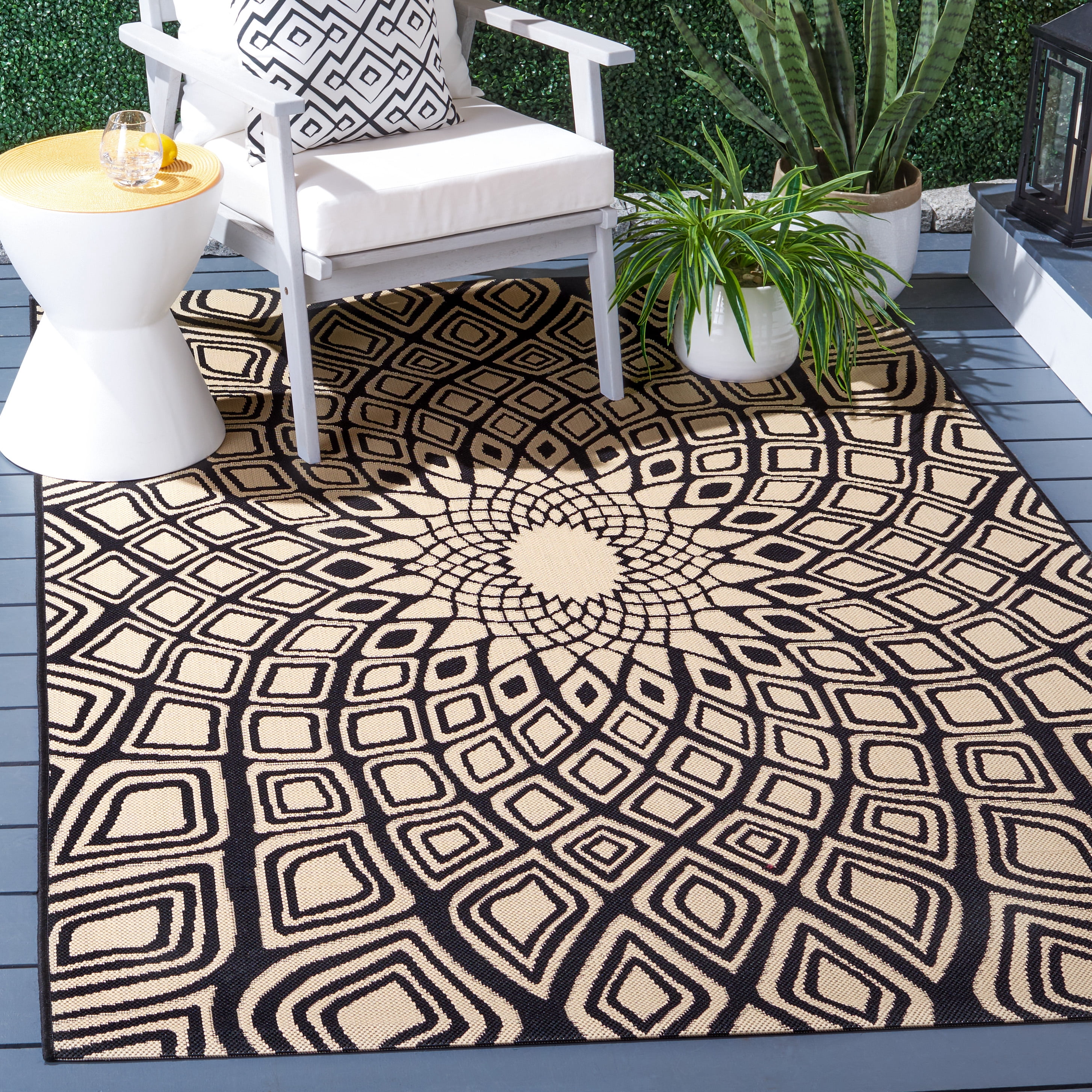 SAFAVIEH Courtyard Thane Nautical Indoor/Outdoor Area Rug, 9' x 12', Black/Beige