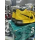 thumbnail image 4 of Ni - ke Size 8.5 Ni - ke Kyrie 3 Mamba Mentality Bruce Lee Mens Sneaker AJ1672-700, 4 of 5