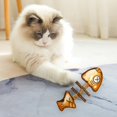 thumbnail image 4 of Juguete masticable de gato de peluche suave | Forma de pez interactiva | Tejido texturizado duradero para morder y arañar | Juego seguro para mascotas | Ligero Portátil | los 16,5x6,5x5cm | Marrón |, 4 of 5