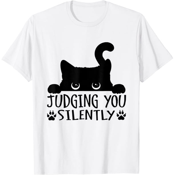 Camiseta divertida con gato negro Judging You Silently Sarcástico