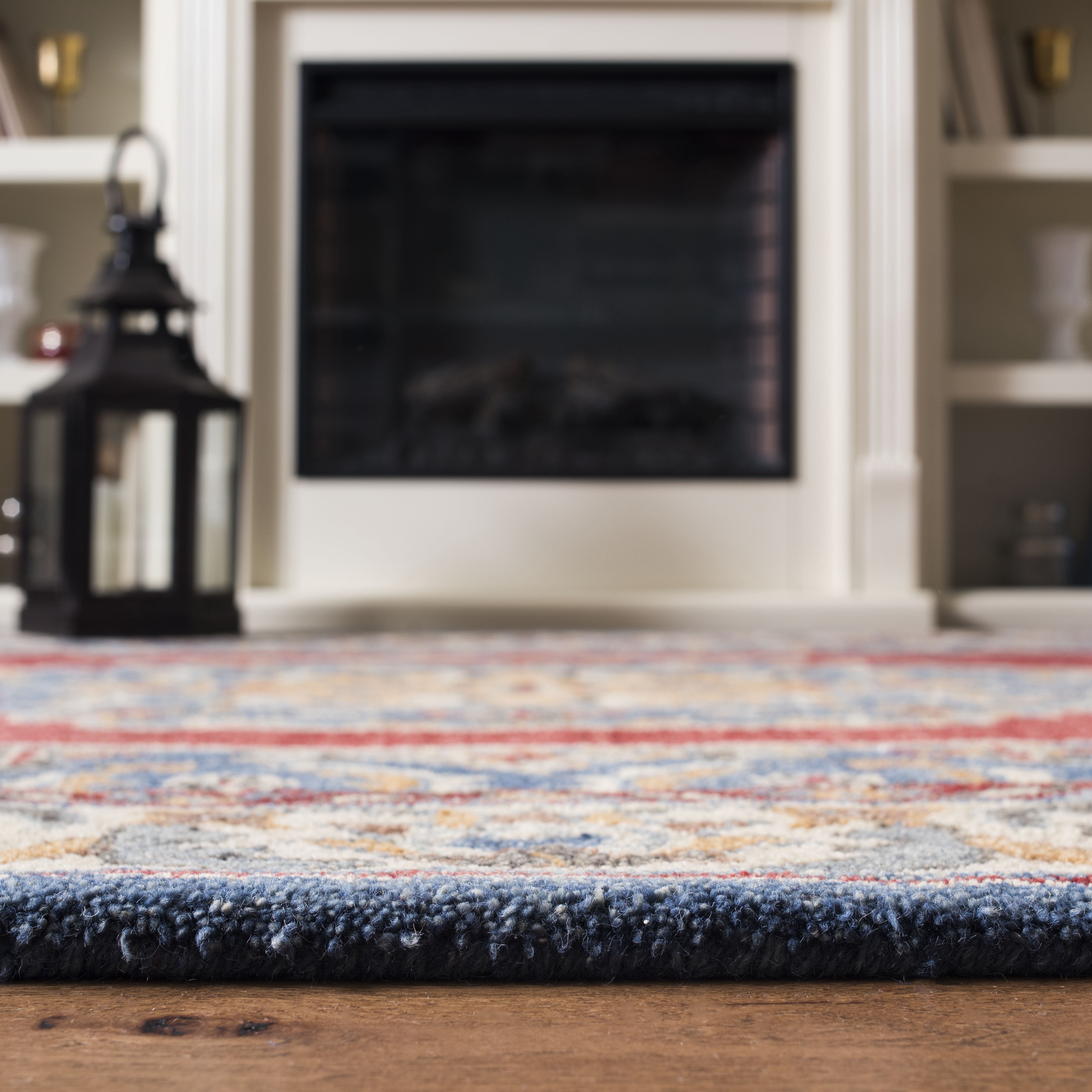 SAFAVIEH Antiquity Shawn Oriental Area Rug, Blue/Red, 3' x 5'