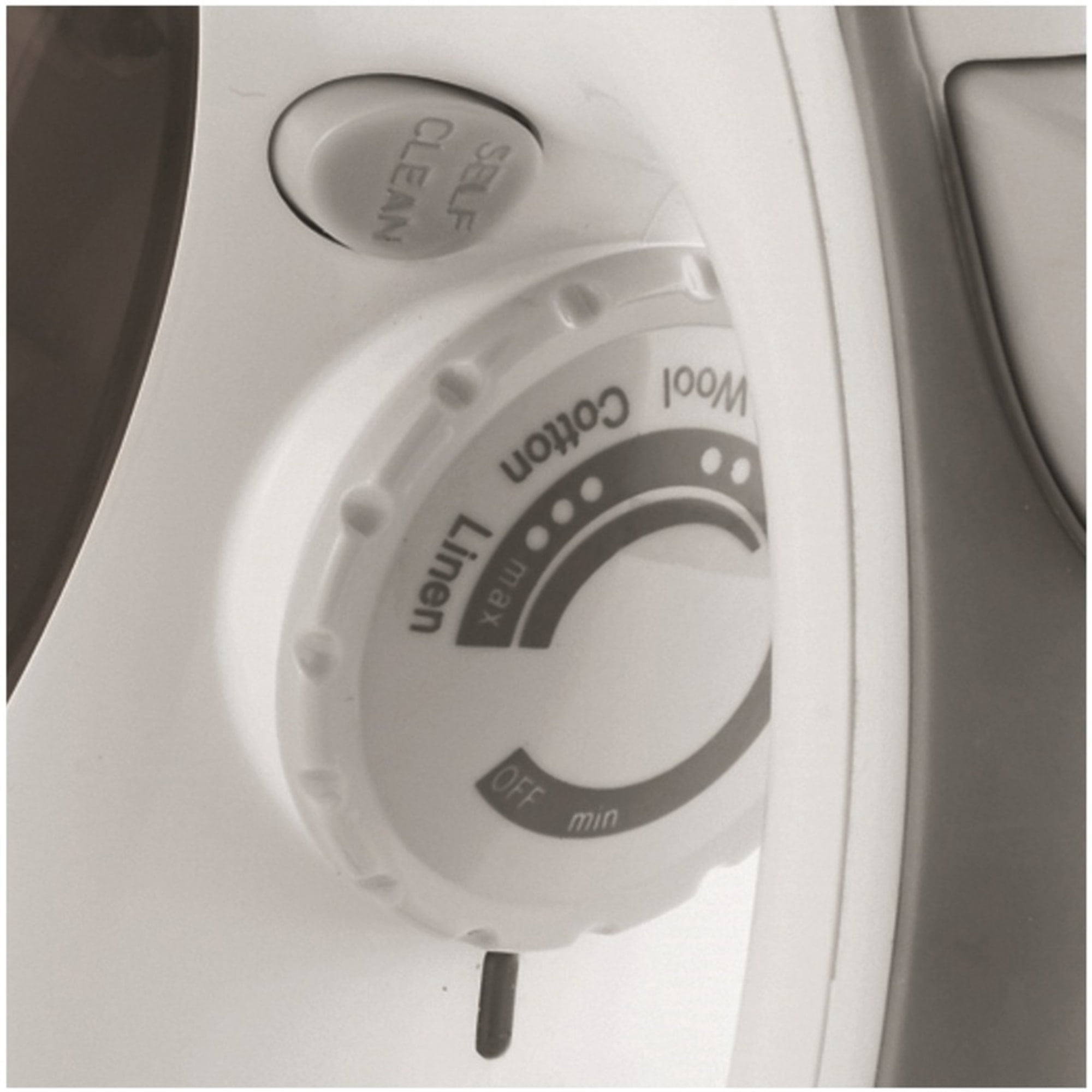 Brentwood MPI-90 Steam Iron With Auto Shut-Off, White