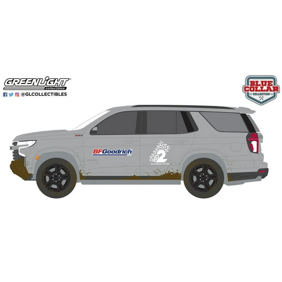 Greenlight 1:64 Blue Collar Series 12 2022 Chevrolet Tahoe Z71