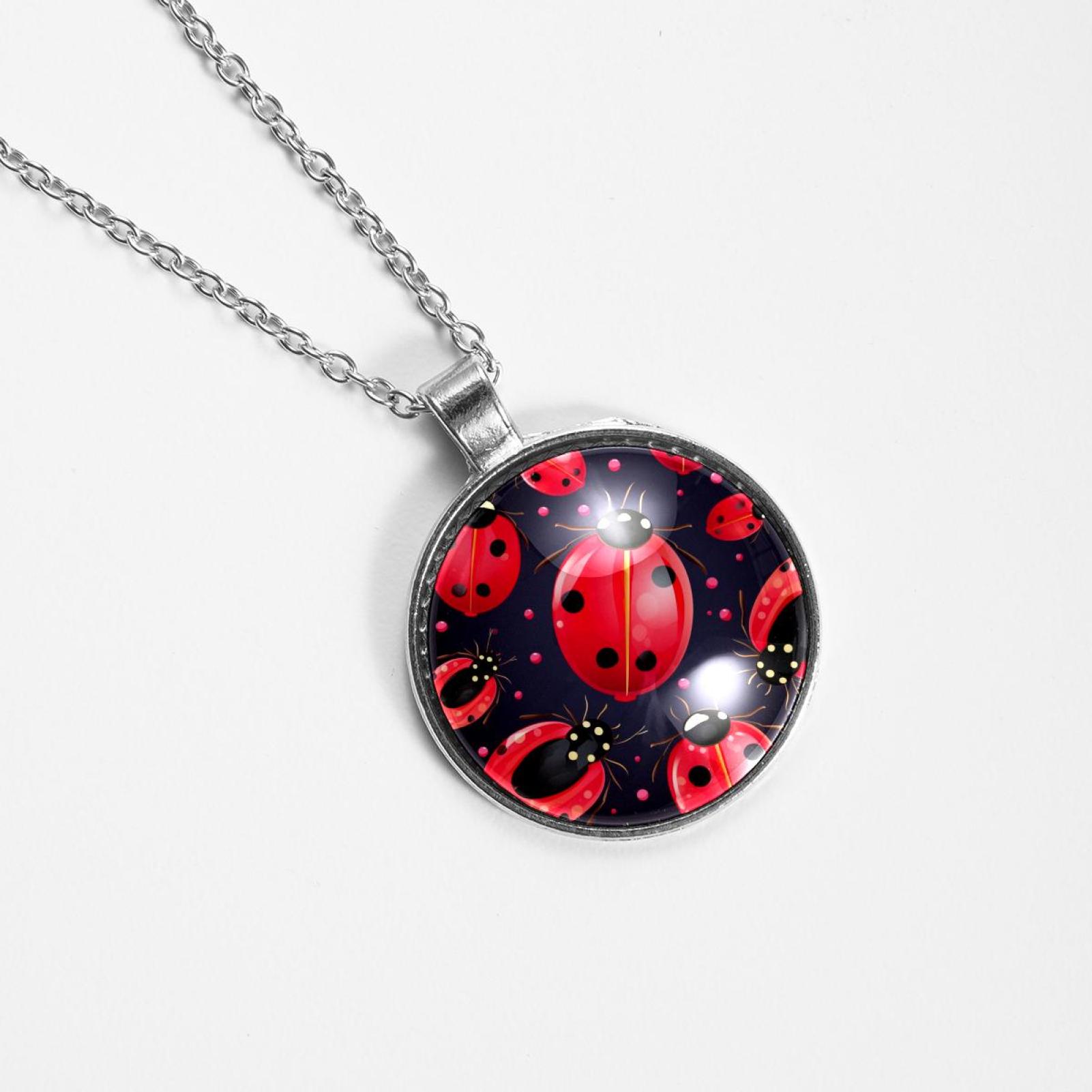 Seven Starred Iadybird Stunning Glass Pendant Women's Necklaces 