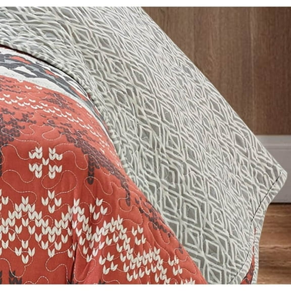 Harper Lane Moose Land Reversible 4-piece Quilt Set Full/Queen