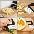 thumbnail image 4 of CHUANK Chips Wave Cutter Stainless Steel Potato Cutter Fruit Vegetable Salad Cutter Tool for Vegetables Potatoes Onions, 4 of 7