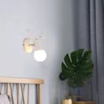 thumbnail image 3 of Lámpara de pared creativa con cabeza de ciervo nórdica, material de hierro resistente y resistente a la corrosión, cuerpo de lámpara giratorio con capacidad de ajuste de 360°, bombilla recomendada:, 3 of 5
