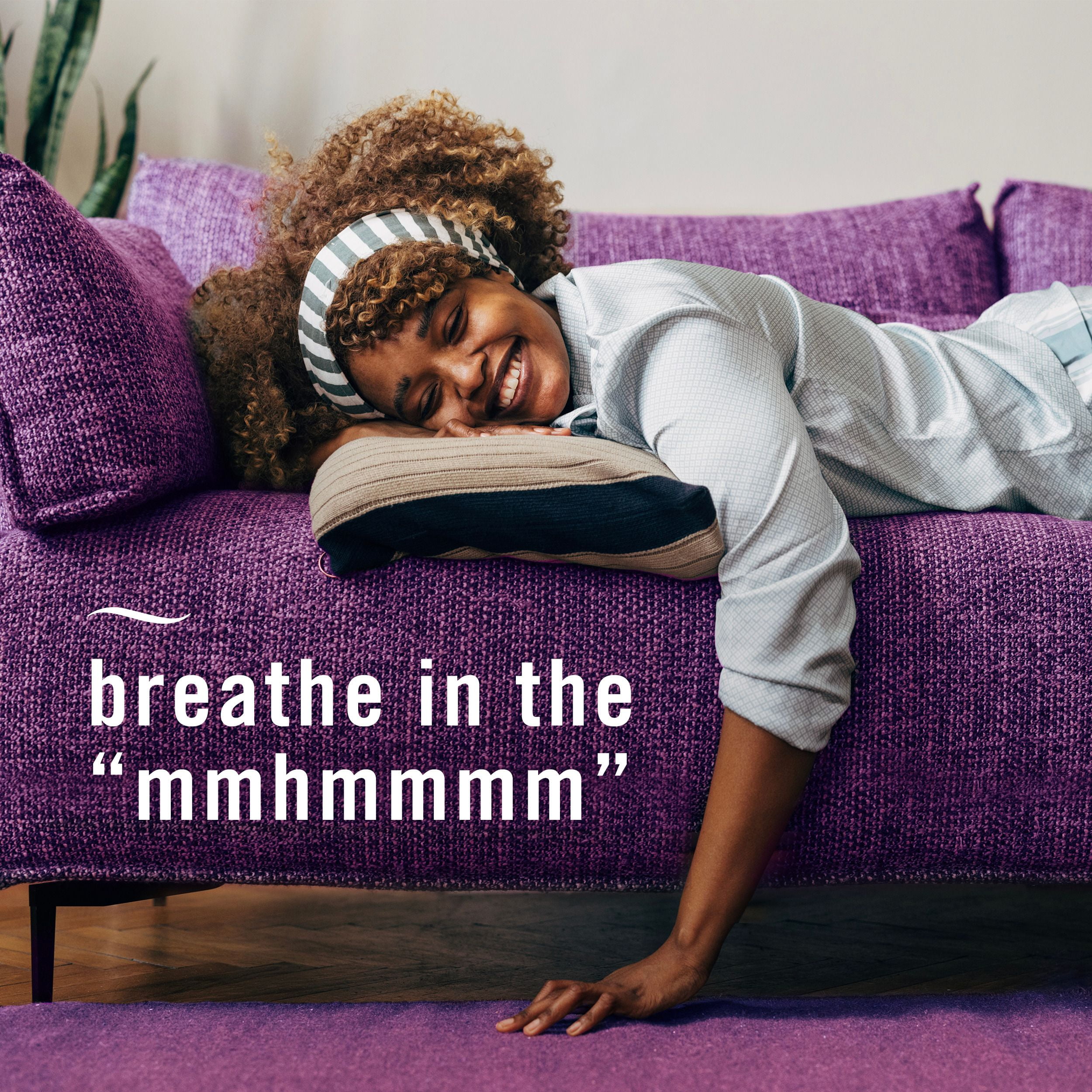 Febreze Fabric Spray Air Freshener, Odor-Fighting Fabric Refresher, Downy Calm Scent, 500 mL