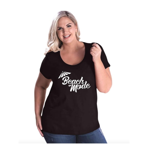NIB - Women's Plus Size Curvy T-Shirt - Beach