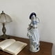 thumbnail image 5 of Estatua de dama de porcelana Colección de artesanías Figura de niña de cerámica Estatua de niña, moderna Estilo C, 5 of 9