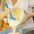 thumbnail image 4 of 2Pcs/Set Plastic Spatula Soft Grip Cream Scraper Cutter Kitchen Gadget Baking Tools for Butter Cake Cream Pastry 10inch 12 inch, 4 of 6