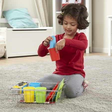 Melissa & Doug Let's Play House! Wash & Dry Dish Set