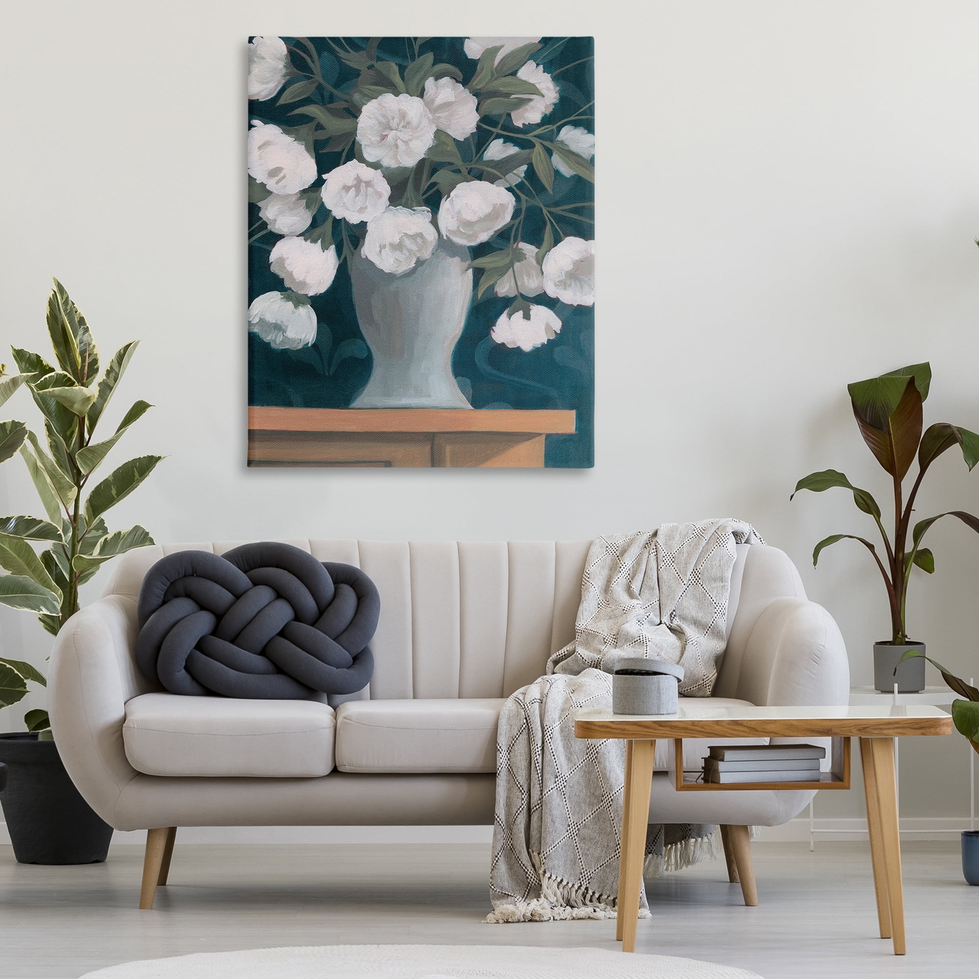 Stupell Industries Round Flowers Bouquet Plants & Flowers Painting Wrapped Canvas Art Print Wall Art, 36 x 48