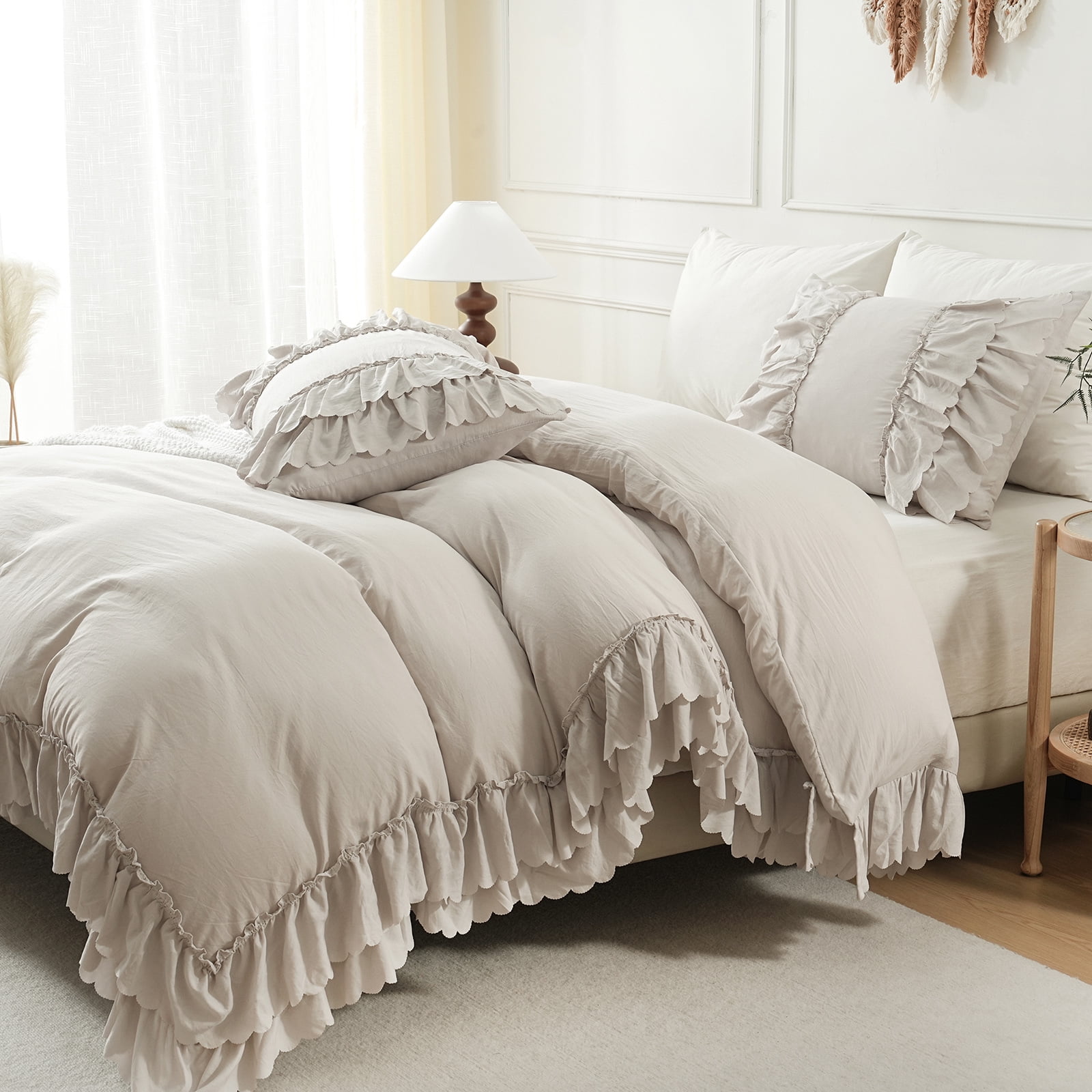 Ruffle Comforter Set Queen Size,Shabby Chic Boho Bedding Sets, Soft Fluffy Comforter Sets for All Season,Vintage Ruffled 3 Pcs Microfiber Lightweight Quilt Set for Home Decor