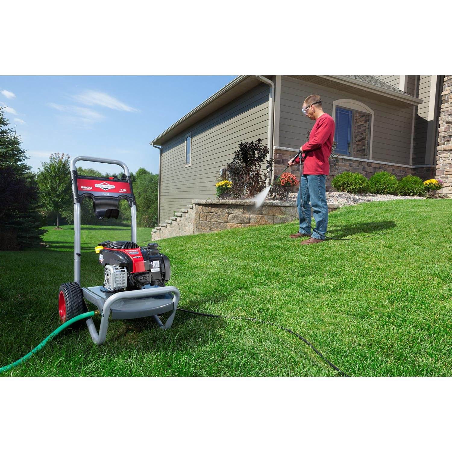 Briggs & Stratton 2200 PSI 1.9 GPM Gas Pressure Washer