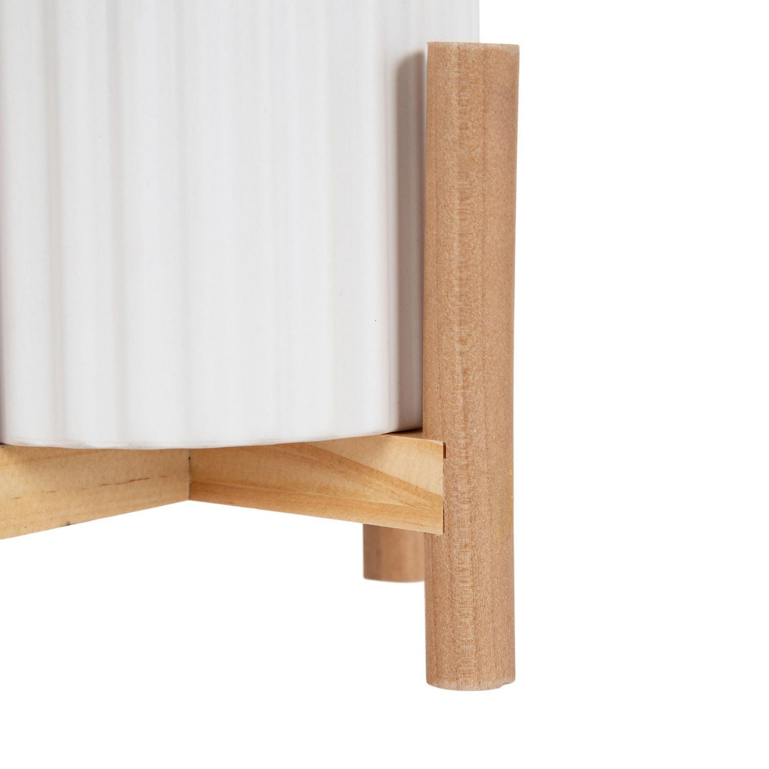 hometrends Parmalee Agave Ribbed White Pot, 9”H x 5.25” W x 5.25” D