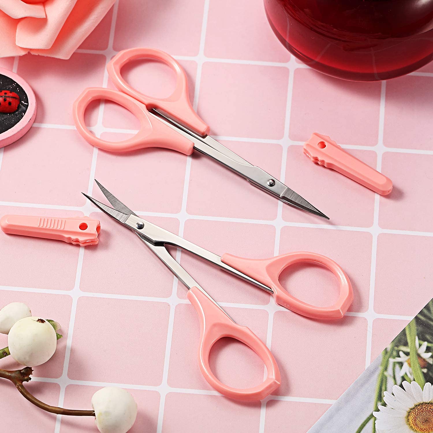 2 Pack Curved Craft Scissors Small Scissors Beauty Eyebrow Scissors  Stainless Steel Trimming Scissors for Eyebrow Eyelash Extensions, Facial  Nose Hair, 4 Inch (Pink) 