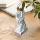 thumbnail image 3 of Estatua de león 3D, figura de animal, escultura coleccionable para decoración de escritorio y hogar. Blanco, 3 of 9