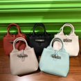 thumbnail image 2 of 2025 nuevo bolso de hombro para mujer Bolso de diseñador de lujo Long Xiang Bolso de bambú Bolso bandolera sencillo y versátil, 2 of 5