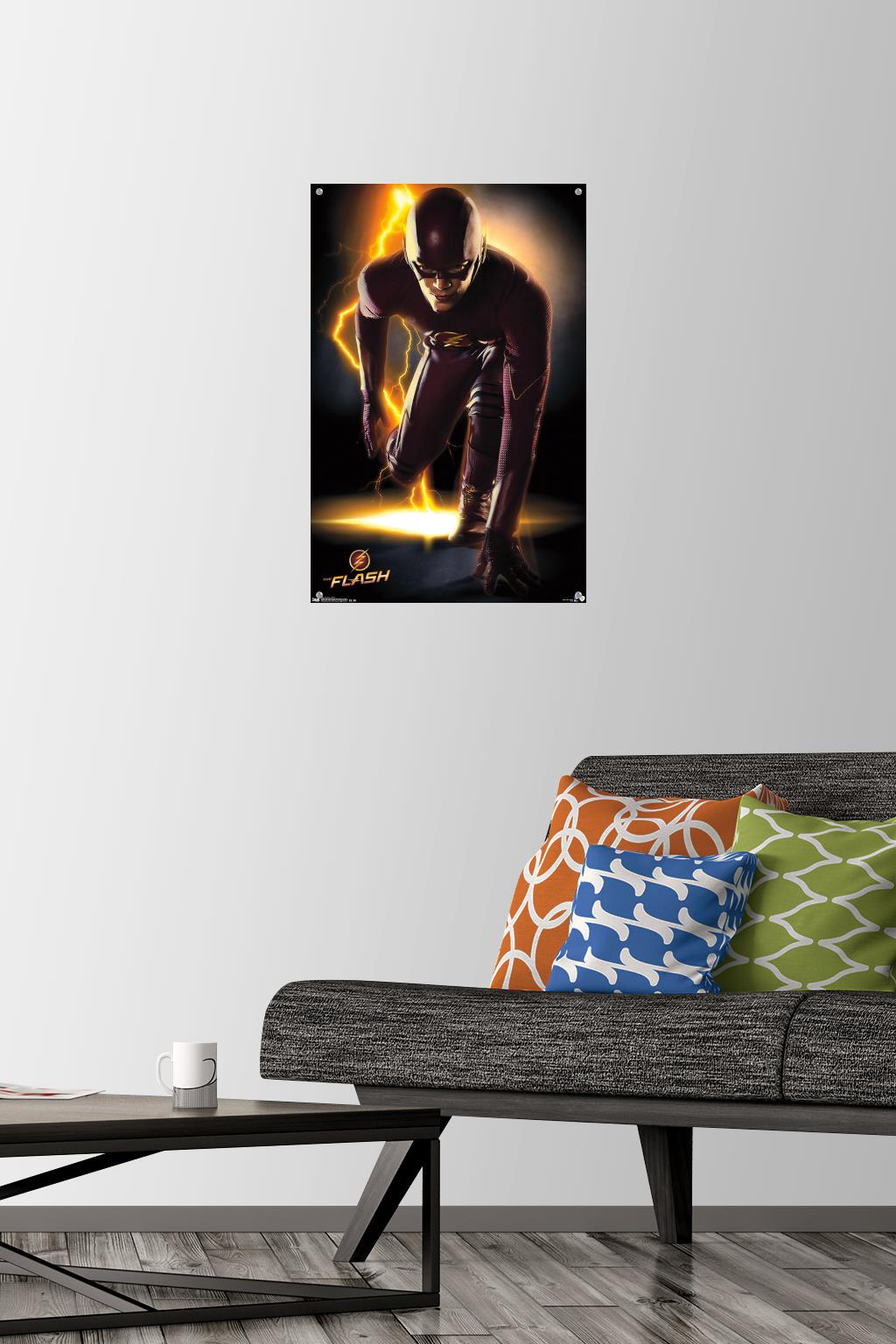DC Comics TV - The Flash - Portrait Wall Poster with Push Pins, 14.725" x 22.375"