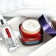 thumbnail image 3 of Crema Hidratante Facial L’Oreal Paris Revitalift Sin Fragancia con Pro Retinol, Ácido Hialurónico y, 3 of 9