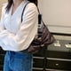 thumbnail image 4 of Bolsa De Hombro Bolso de hombro con cordón para mujer, bolso de mano plisado, informal, brillante (negro) Tmvgtek Para Estrenar, 4 of 5