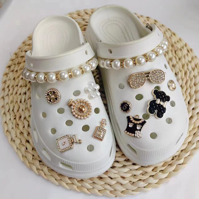Accesorios para zapatos Hebilla para zapatos Juego de cadena de diamantes de imitación de metal con perlas Hebilla decorativa con forma de flor para zapatos