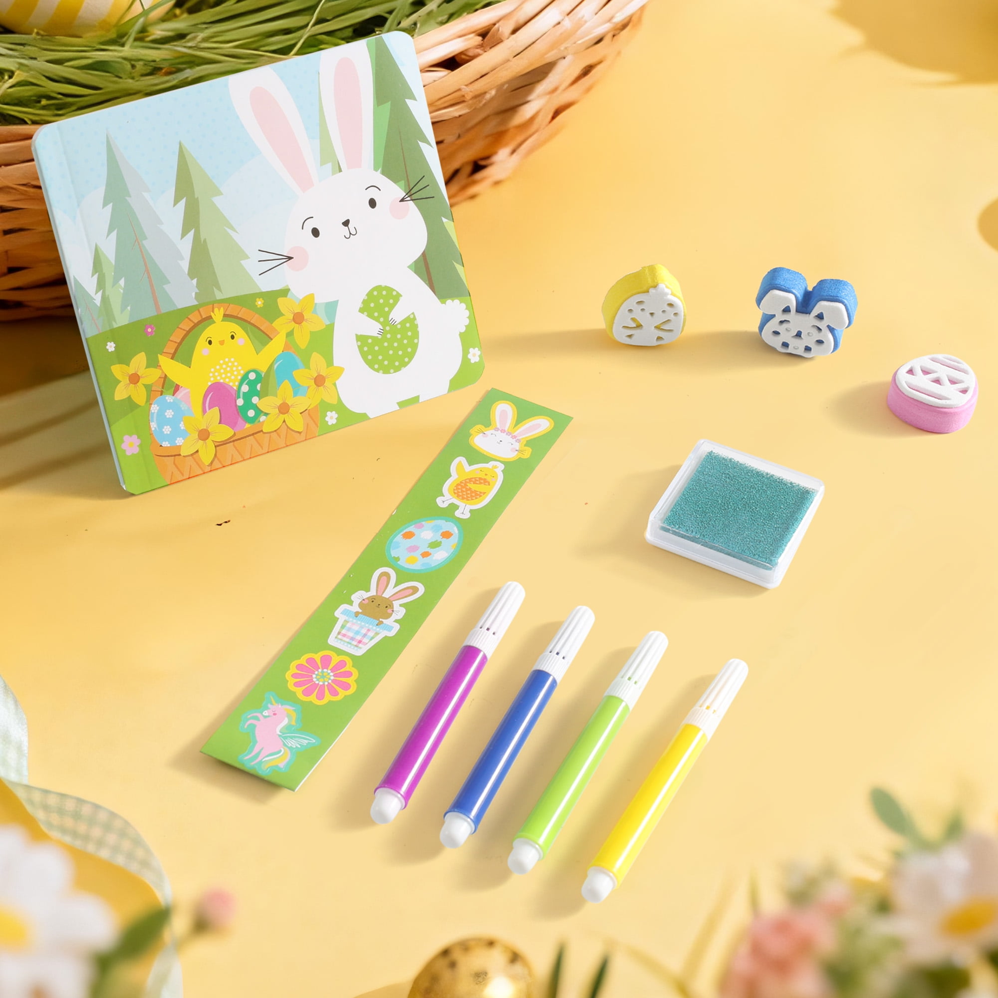 Way to Celebrate! Activity Set, 10 Pieces, Novelty