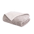 thumbnail image 3 of Life Comfort - Jeté en Fausse Fourrure Ultime (Gris Clair), 3 of 4
