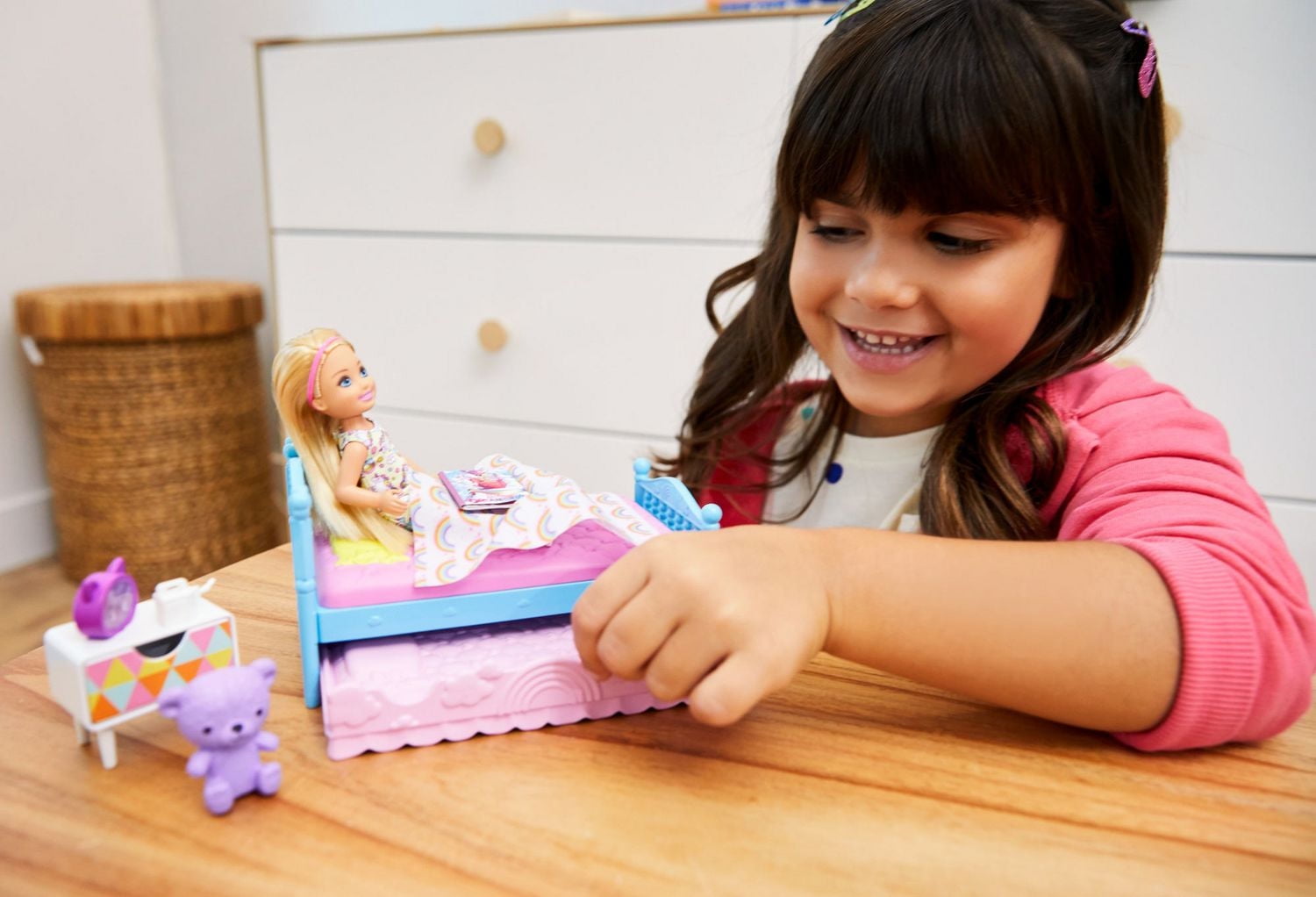 Barbie Club Chelsea Bedtime Doll & Playset