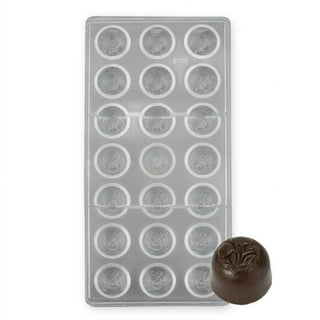 Pastry Tek Polycarbonate Pyramid Candy / Chocolate Mold - 21-Compartment -  10 count box