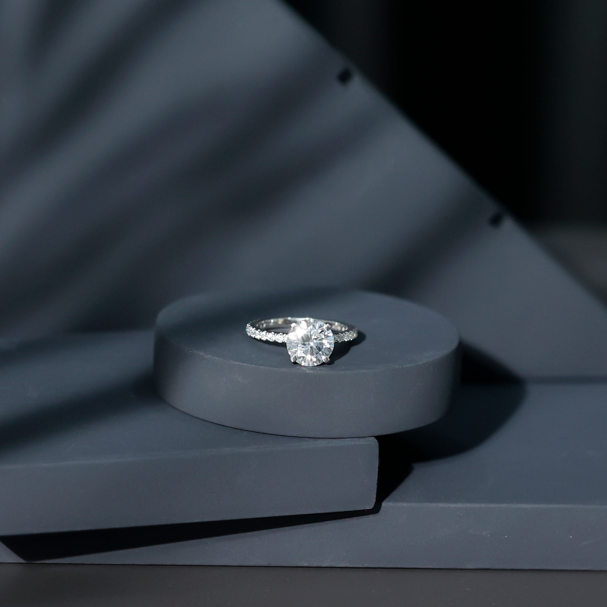 Rosec Jewels Lab Grown Diamond Solitaire Engagement Ring for Women - 2 ct - EF-VS Quality, 14K White Gold, US 8.00