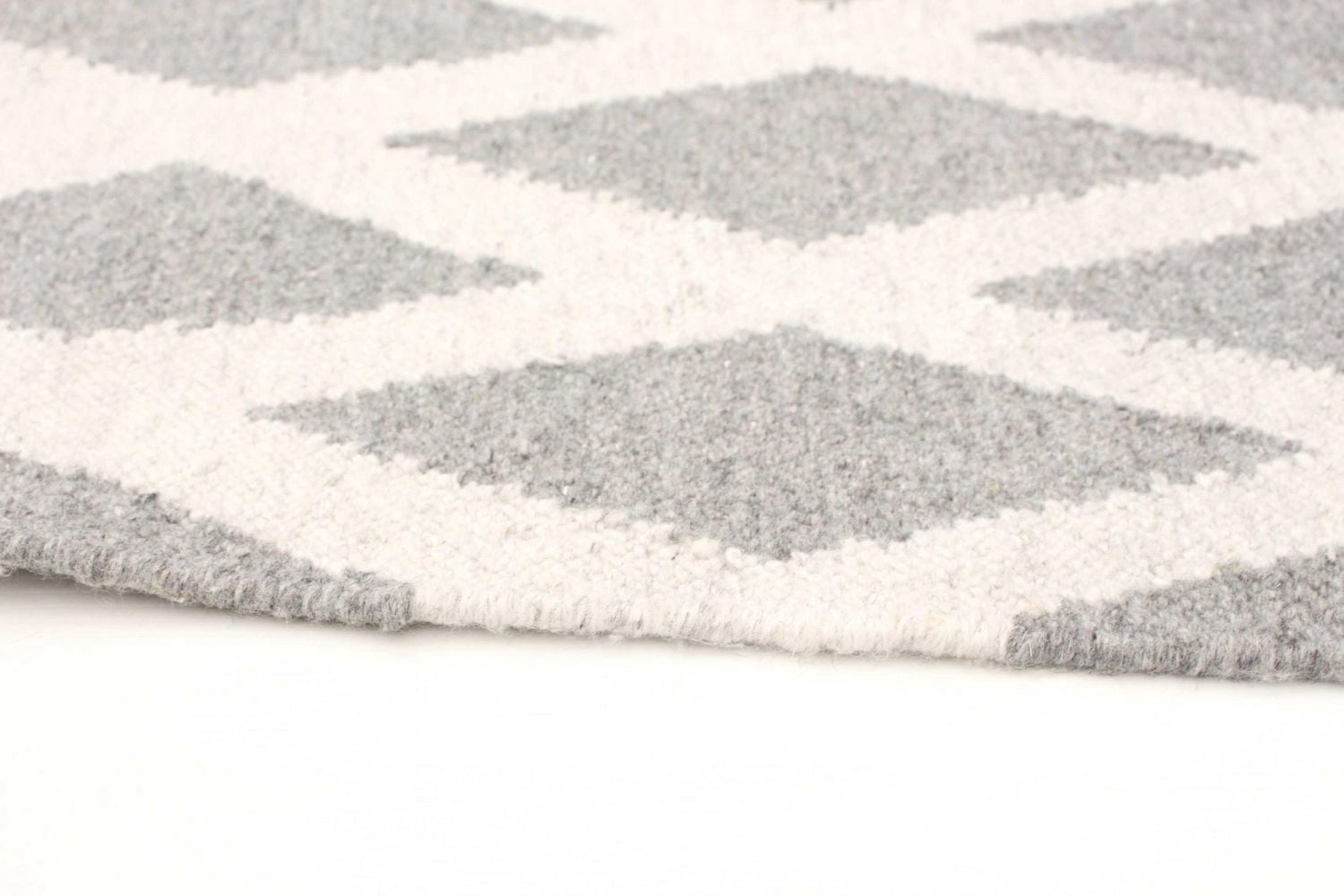 ECARPETGALLERY Tapis Fait à la Main pour Salon, Salle à Manger et Chambre à Coucher Géométrique Collection Ankara 5'1" x 8'0" en Ivoire