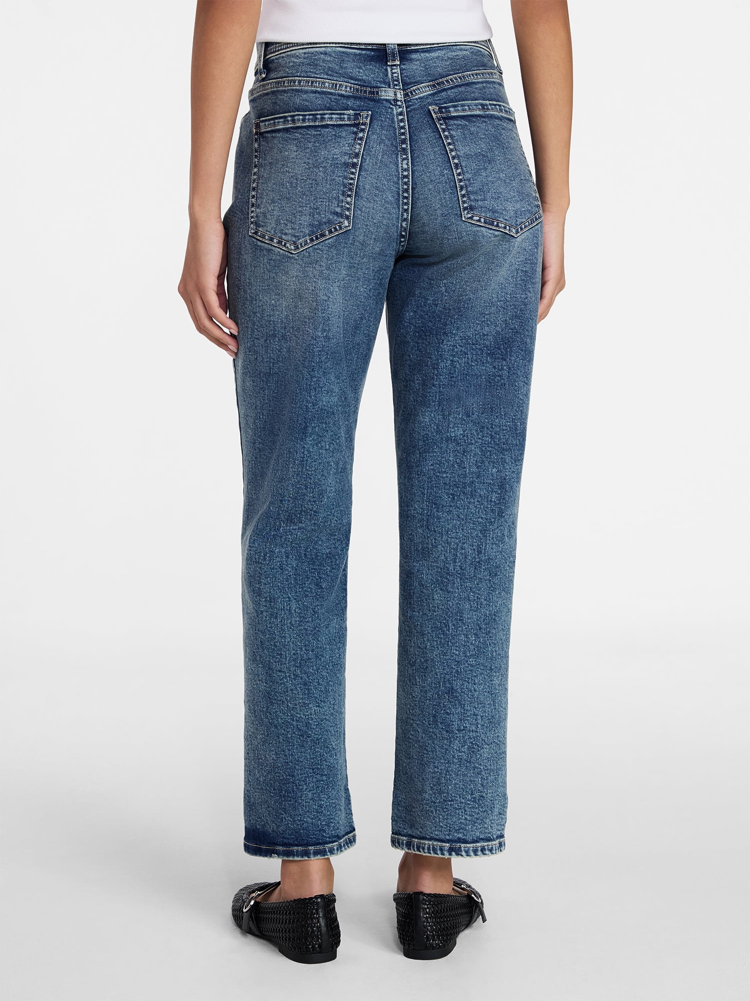 Time and Tru Women's Relaxed Boyfriend Jeans, 26" Inseam, Sizes 0-22