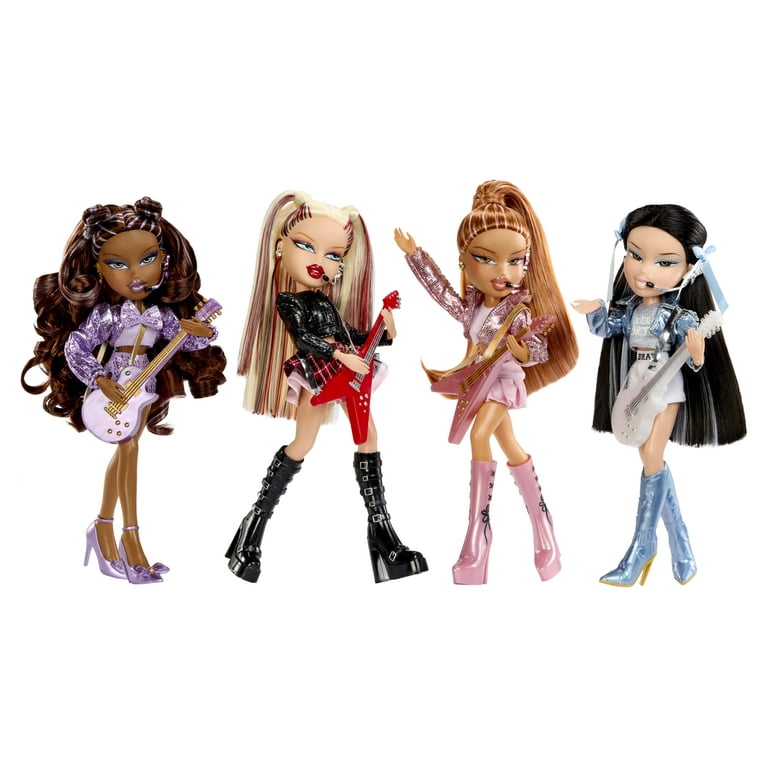 Bratz Pop Starz Cloe Fashion Doll with Accessories and Charm